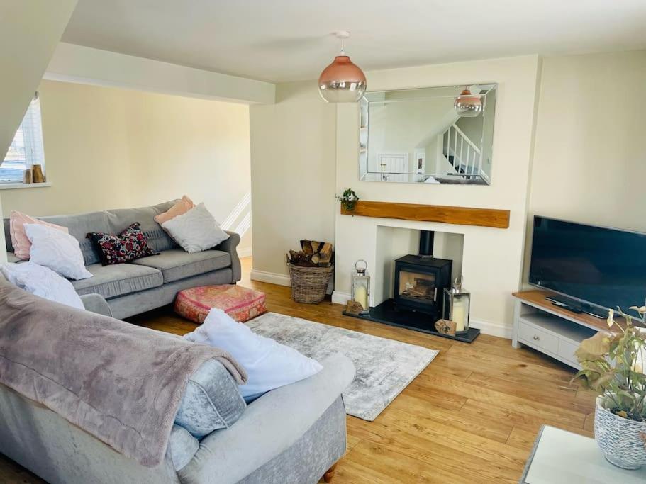 Llangwm  Entire 2 Bed Cottage - Llangwm מראה חיצוני תמונה