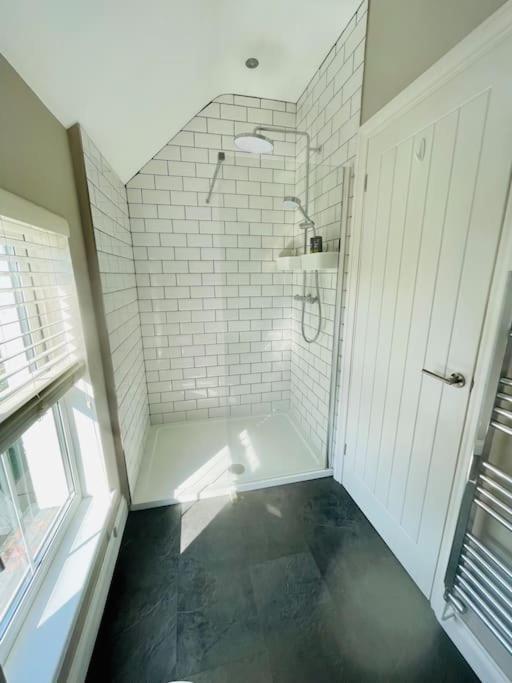 Llangwm  Entire 2 Bed Cottage - Llangwm מראה חיצוני תמונה